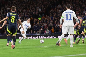 爱游戏全站-瓦伦西亚国际比赛日远射贴柱阿贾克斯赛前单刀错失，现场解说直呼：葡萄牙体育窗口期防线松动 