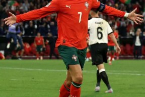 爱游戏全站-2024欧洲杯葡萄牙对法国